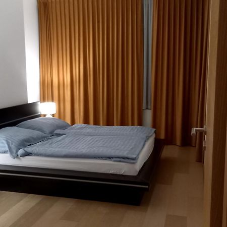 Panorama City - Spacious Apartment Near Eurovea Pozsony Kültér fotó